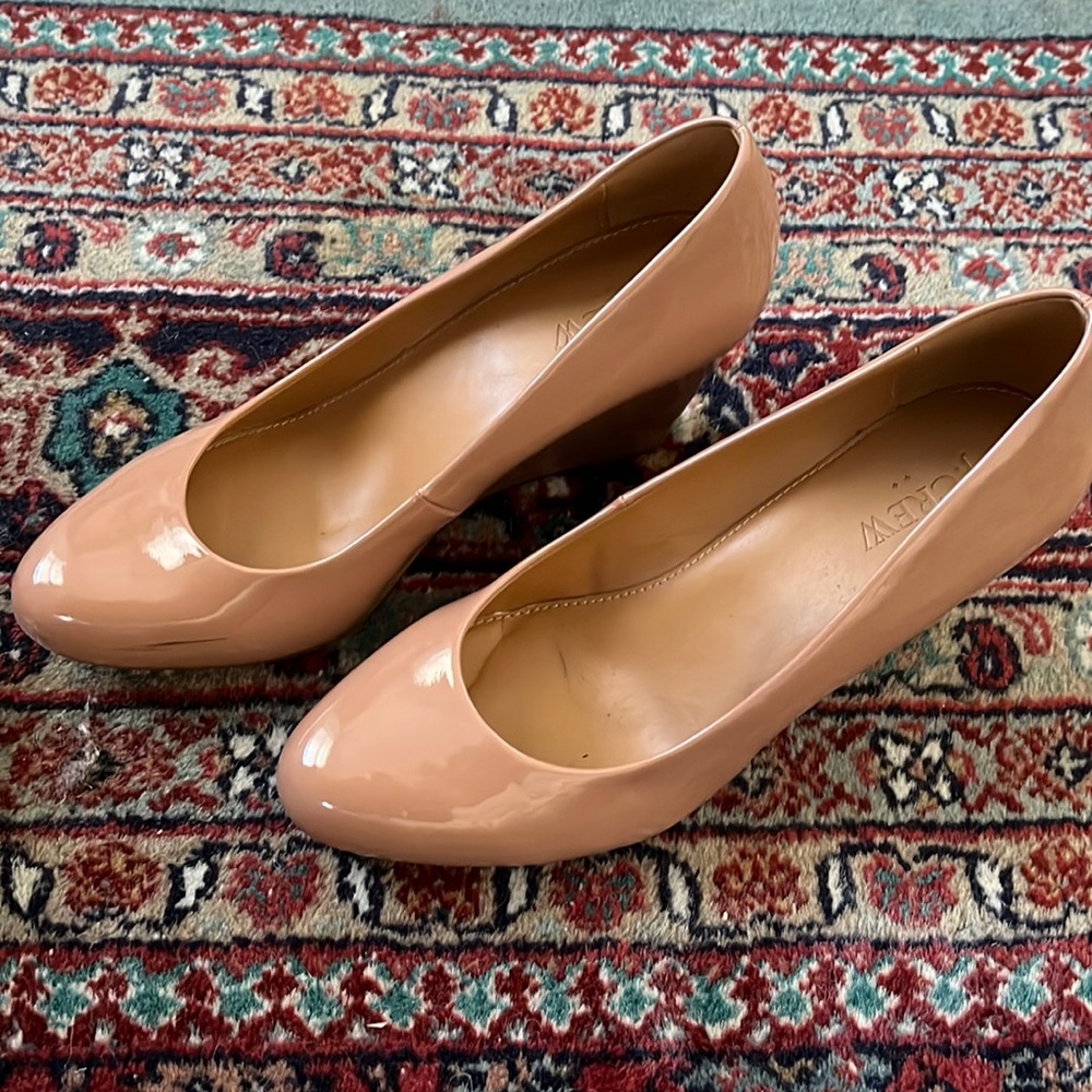 Tan patent leather j crew factory wedges